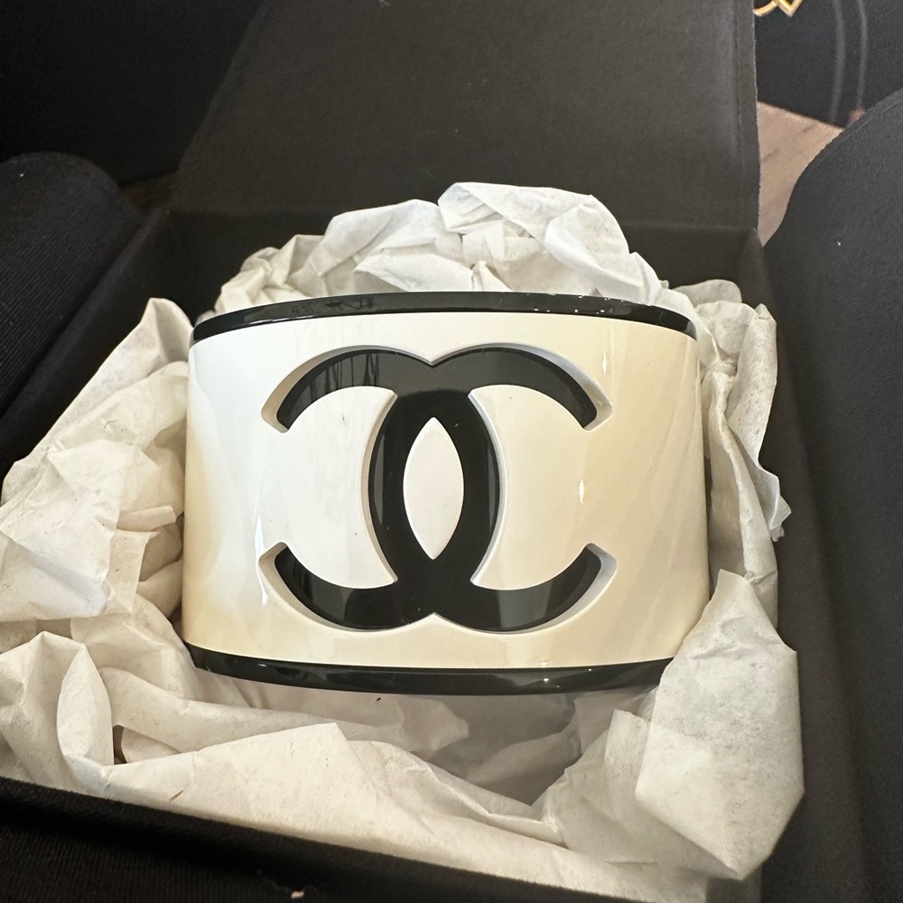Authentic White & Black Acrylic Chanel Bracelet Cuff Jewelry